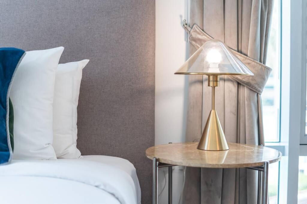 Majestic Duplex With Burj Khalifa View In Downtown * Dubái