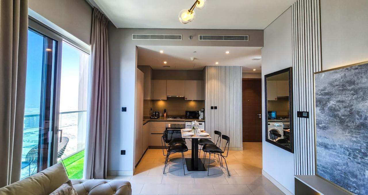 By Latinem Luxury 1br Cvr A2810 Near Burj Khalifa Apartemen Dubai