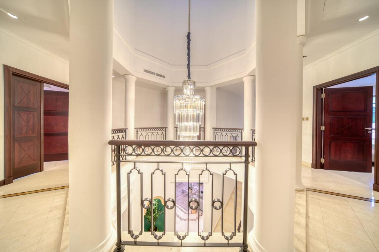 Frond E Villa, Palm Jumeirah - Mint Dubái