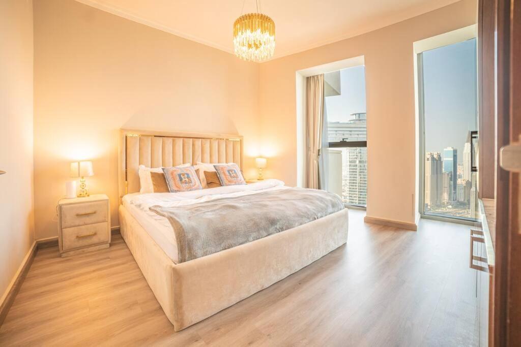 First Class 3br With Full Burj Khalifa And Fountain View Apartamento Dubái