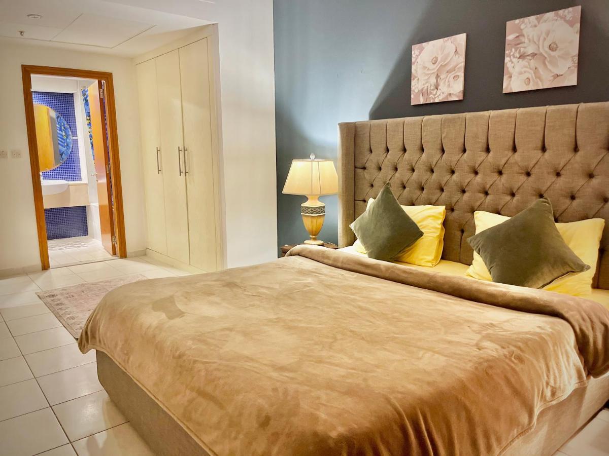 Chic 3 Bedroom Dubái