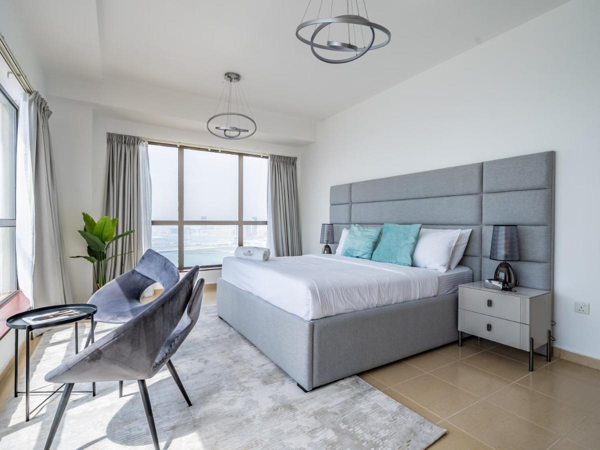 Spacious 2br - Eye & Sea View - Jbr Lägenhet