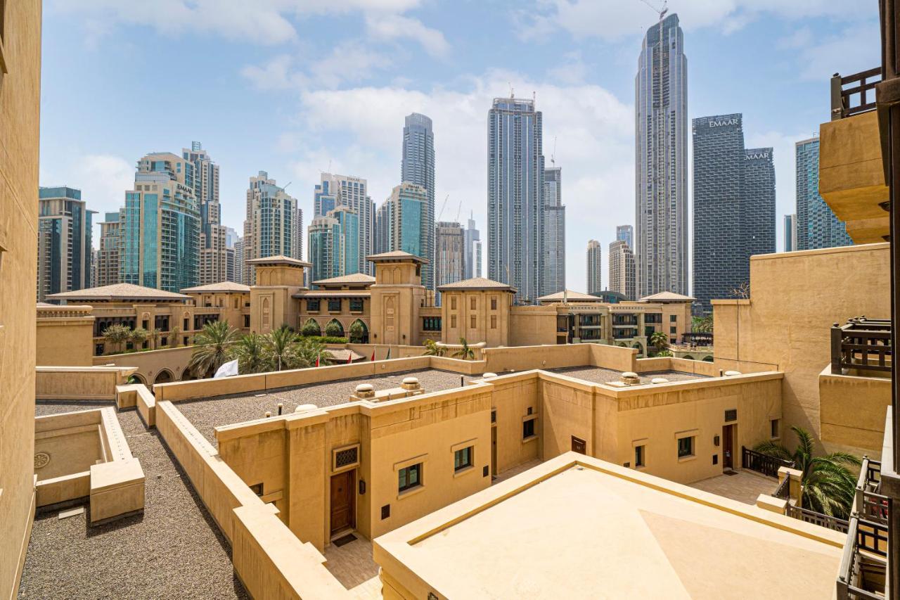 Apartment Artsy One Bed -5mins To Mall, Burjkhalifa *