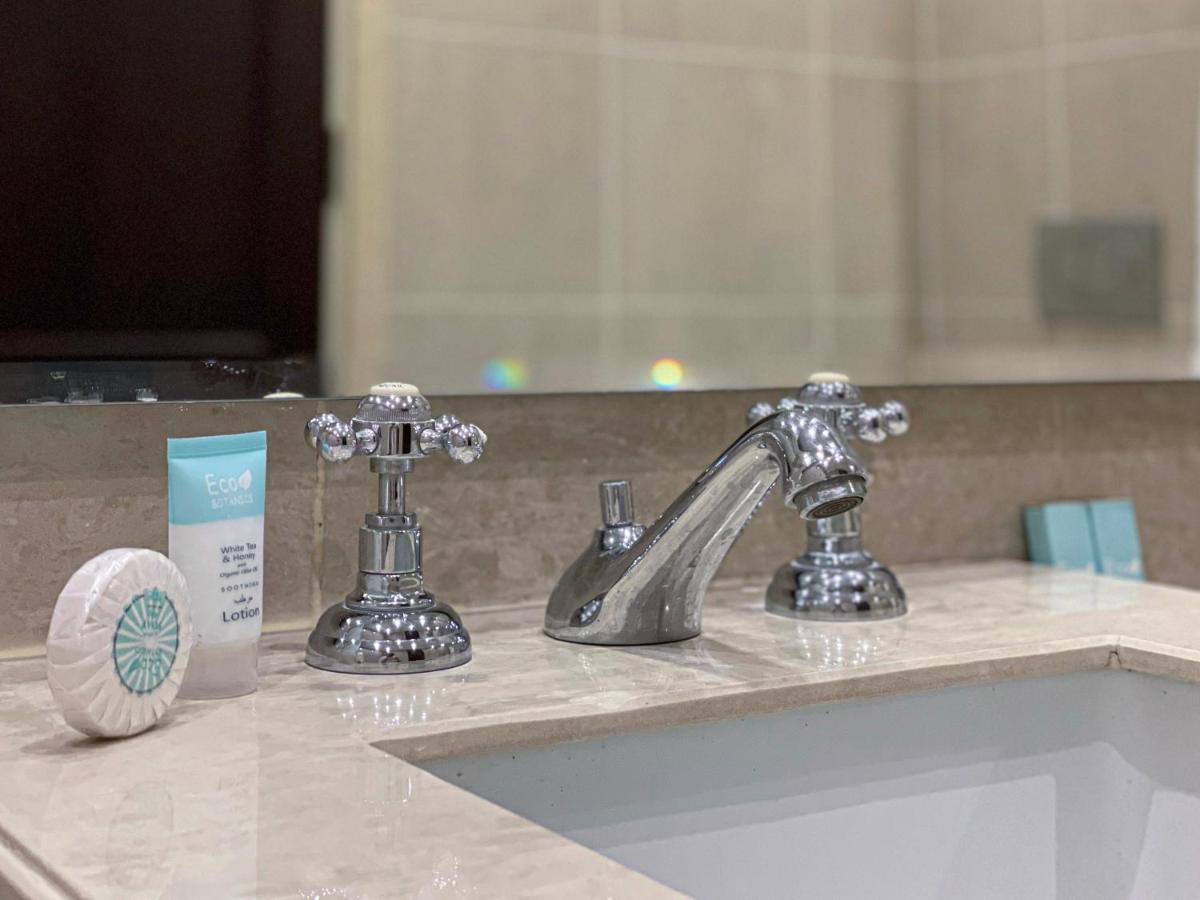 Artsy One Bed -5mins To Mall, Burjkhalifa Apartment *