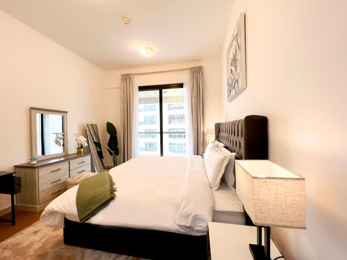 Apartamento Charming 1br With Stunning Sea&marina Views