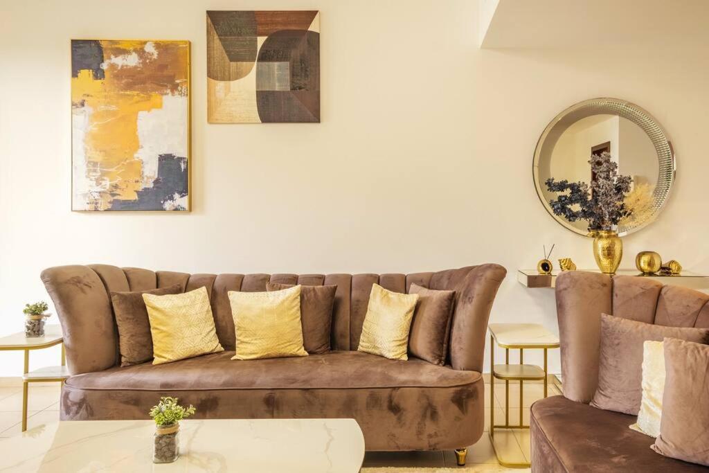 Gasthof Leen Homes-jbr -spacious 4 Bedroom *