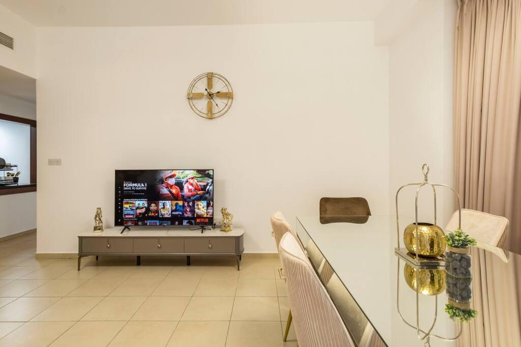 Leen Homes-jbr -spacious 4 Bedroom Gasthof Dubai