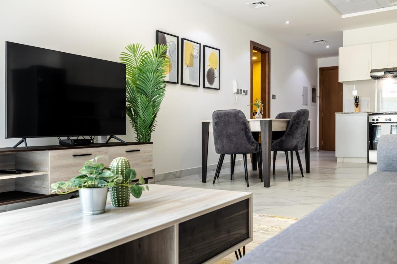 Apartamento Unlock Waters Edge Dubái