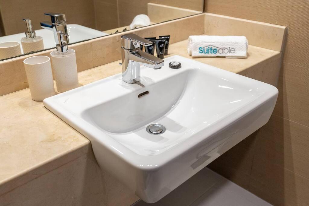 Stylish With Tropical Fair In Marina Apartament *