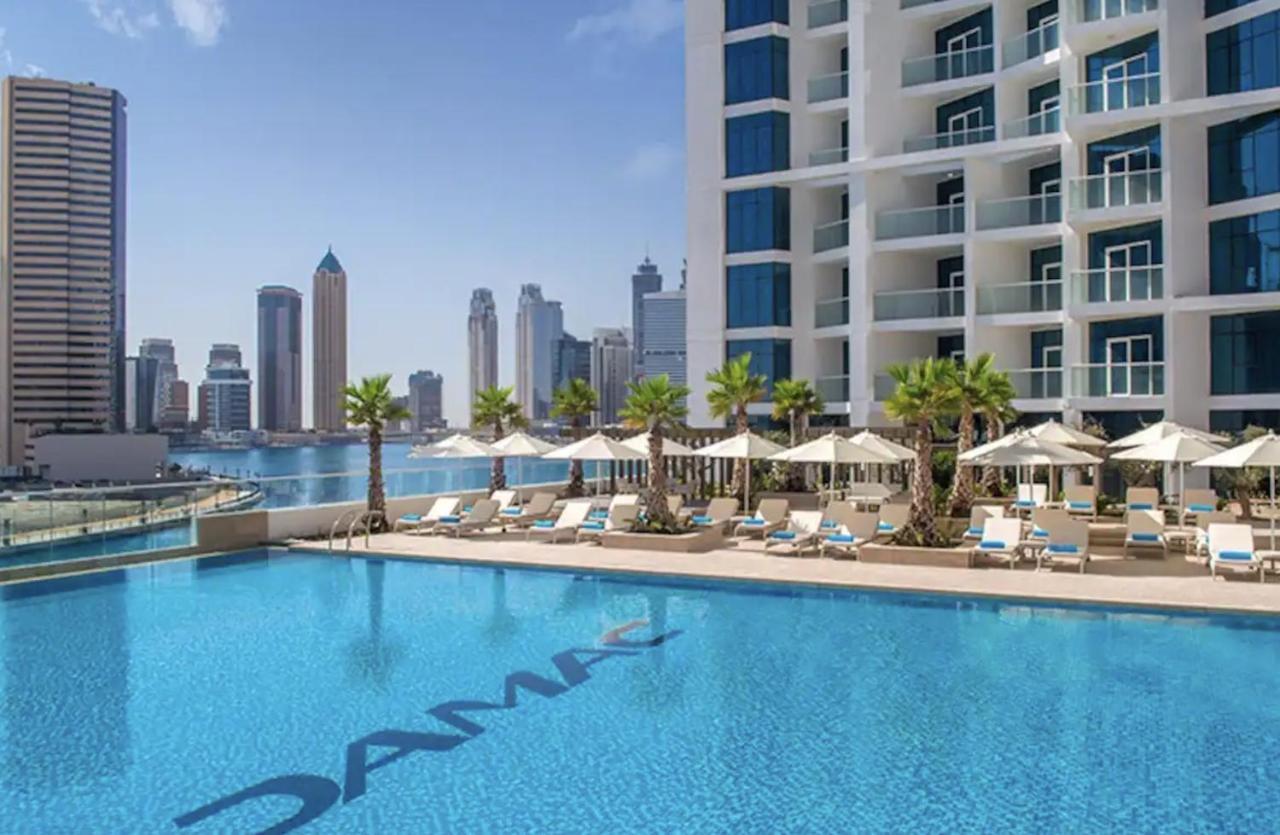 Luxury With A Canal View Apartamento Dubai