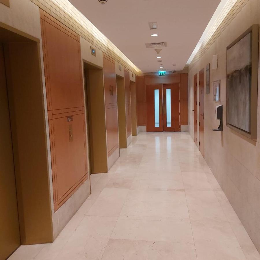 29 Boulevard Contemporary & Spacious Apartment, Burj & Fountain View * Dubai
