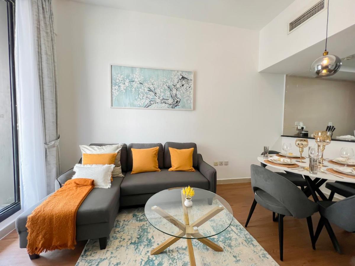 Apartamento Charming 1br With Stunning Sea&marina Views