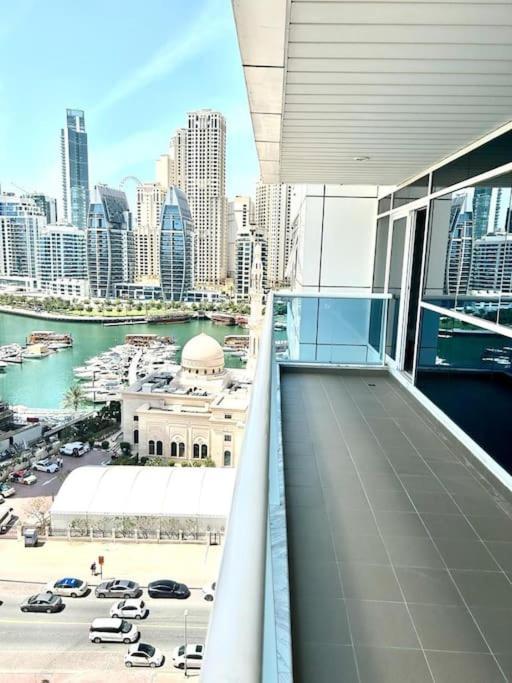 Brand New Marina Opal Huge 1br * Dubái