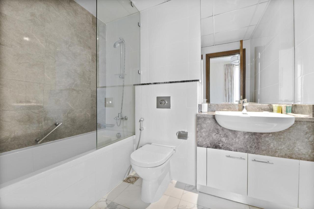 Vayk - Spacious Two Bedroom Near Canal Appartement *