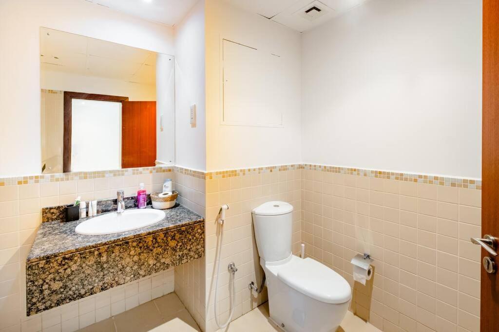 Leen Homes-jbr -spacious 4 Bedroom Gasthof Dubai