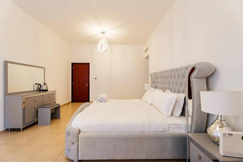 Gasthof Leen Homes-jbr -spacious 4 Bedroom *