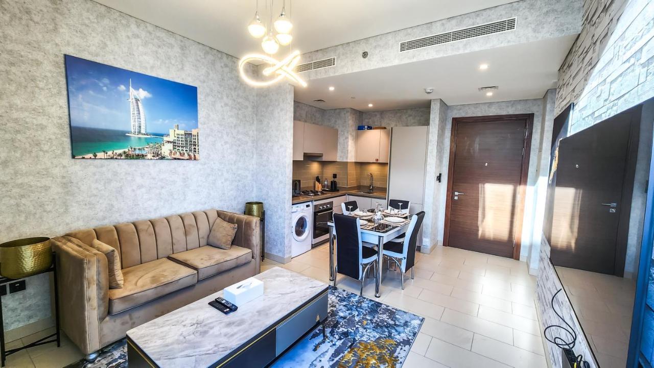 By Latinem Luxury 1br Cvr B3202 Near Burj Khalifa *