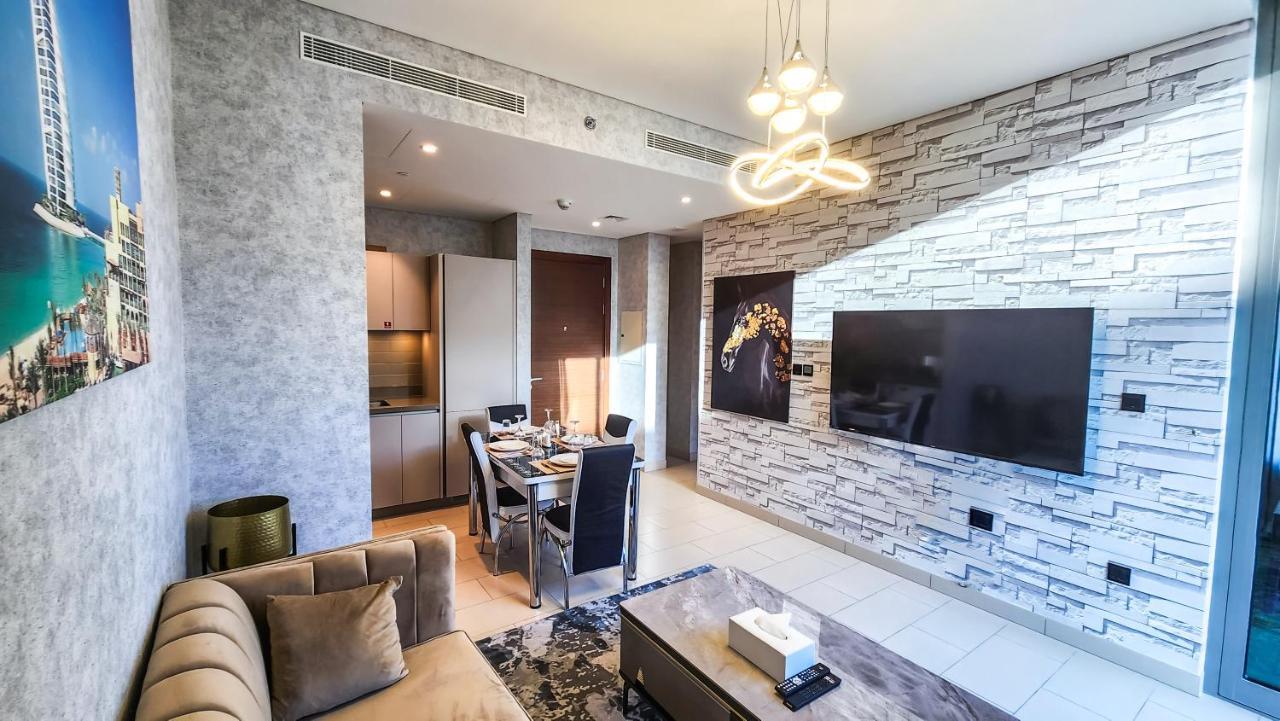 Apartemen By Latinem Luxury 1br Cvr B3202 Near Burj Khalifa
