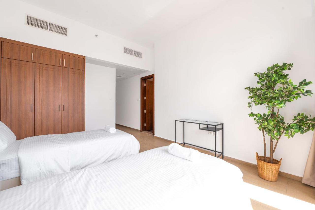 Apartamento Residences At Elite Sports City Dubái