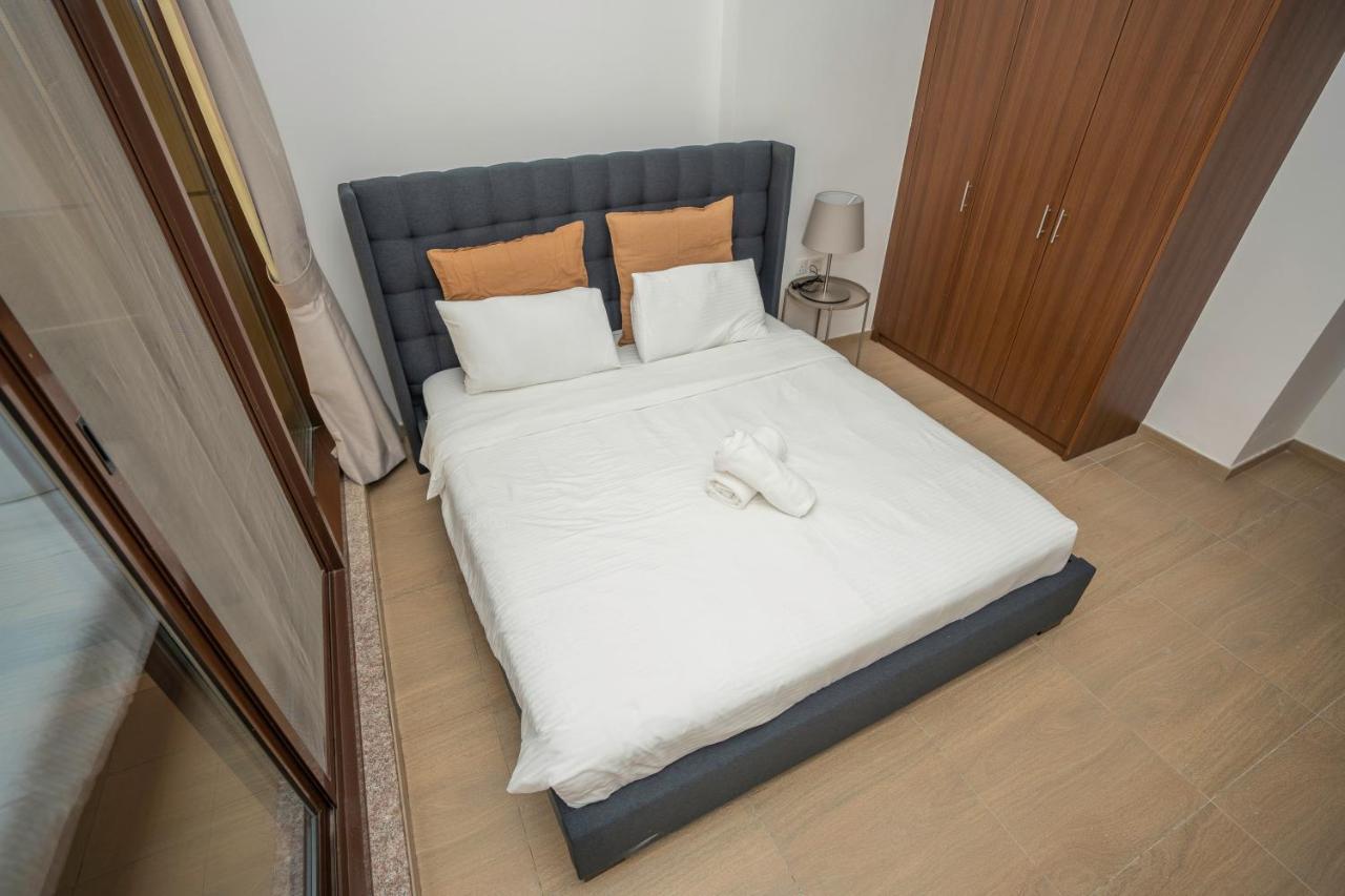 Apartamento Residences At Elite Sports City Dubái