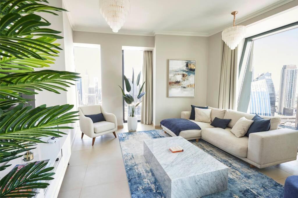 Larbi Breathtaking Burj And Fountain View Luxurious 2 Bed Appartement