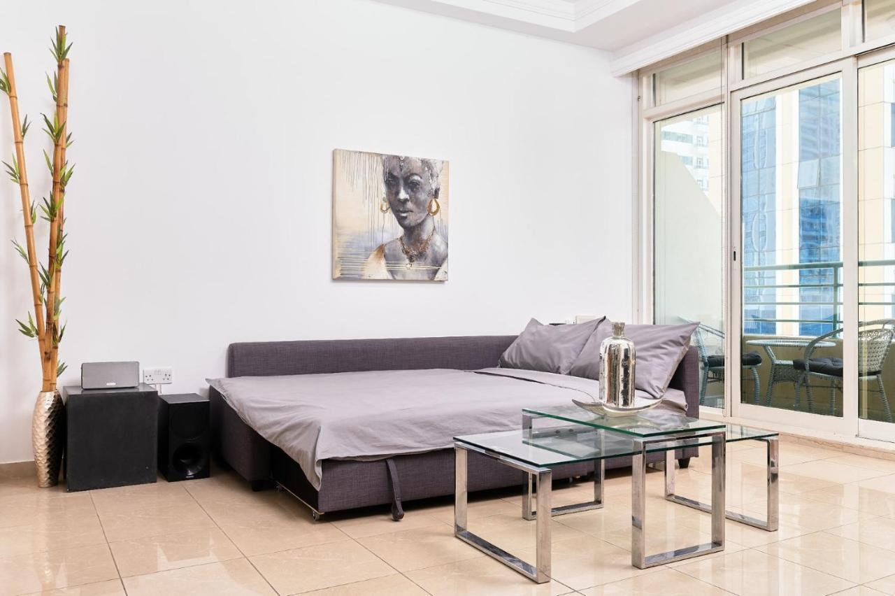 Apartamento 1br For 4 Guests In Marina Crown Dubái
