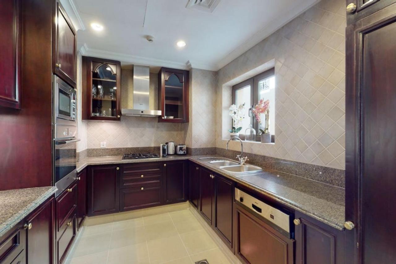 Appartement Al Tajer, Core C, Souk Al Bahar - Charming Two Bedroom