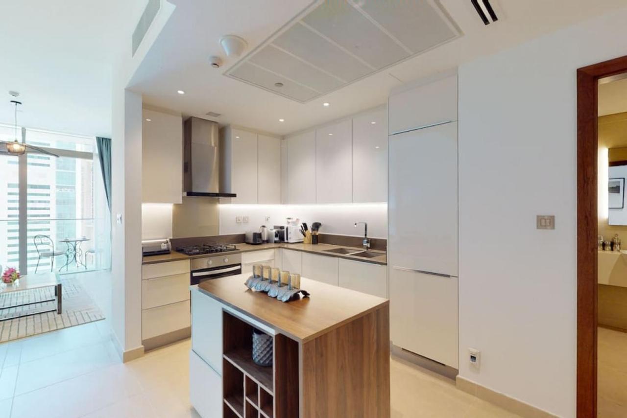 Marina Gate 1, Marina - Chic One Bedroom Apartemen