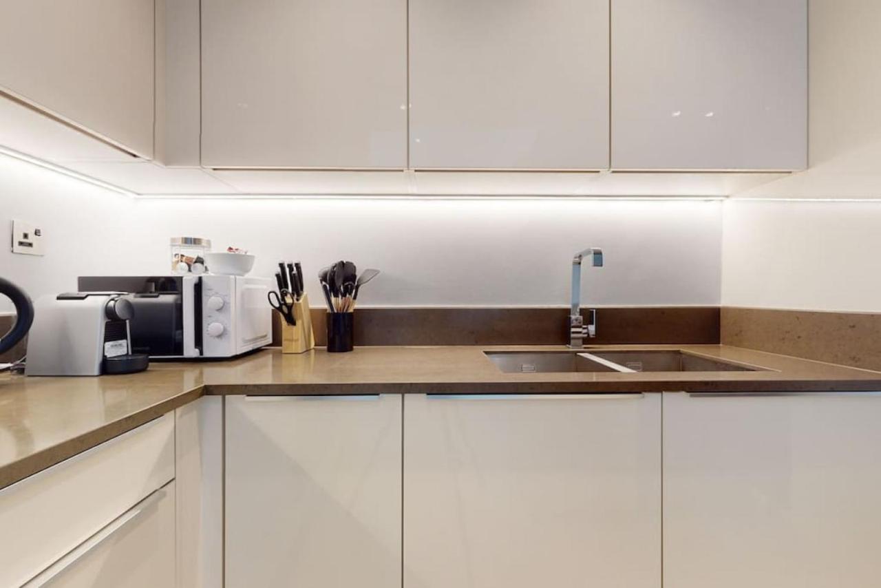 Marina Gate 1, Marina - Chic One Bedroom Apartemen *