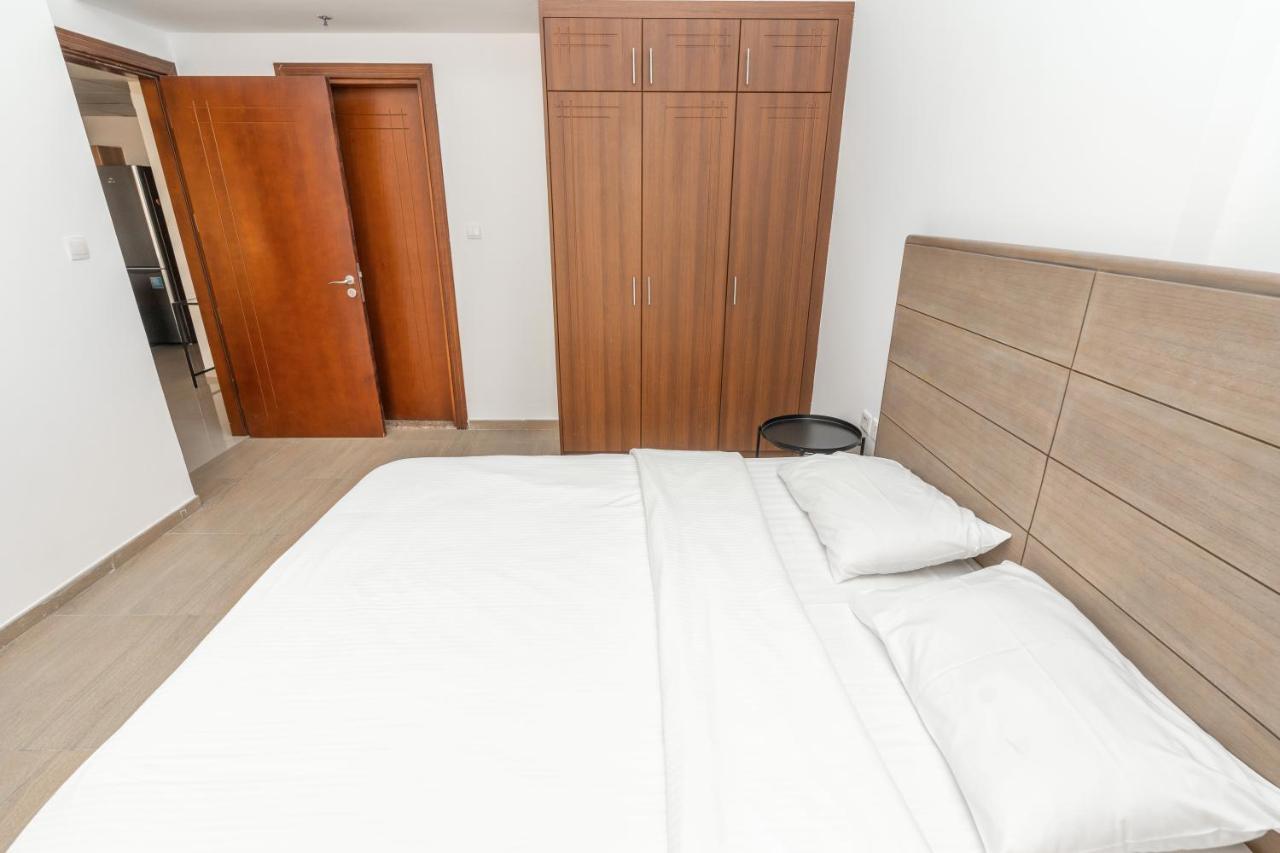 Apartamento Residences At Elite Sports City Dubái