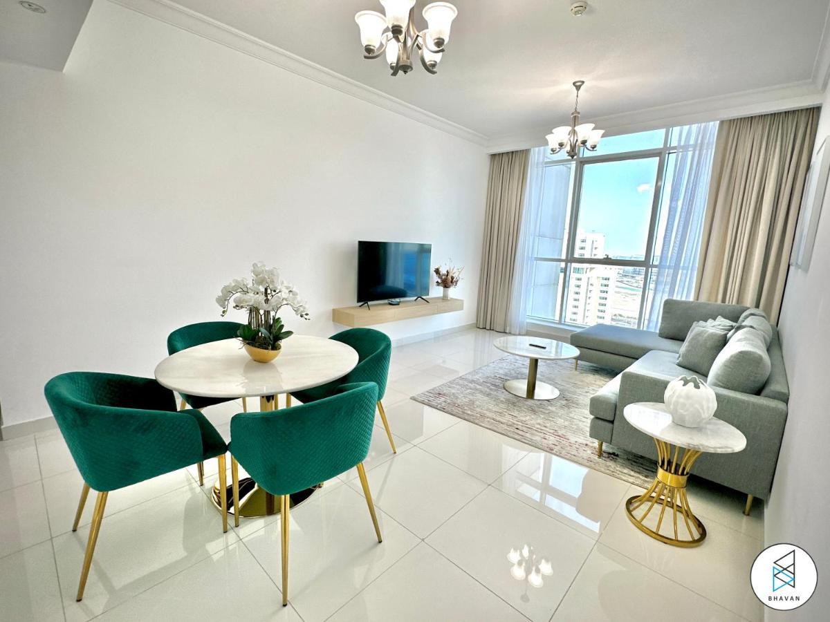 At Business Bay By Bhavan Apartamento