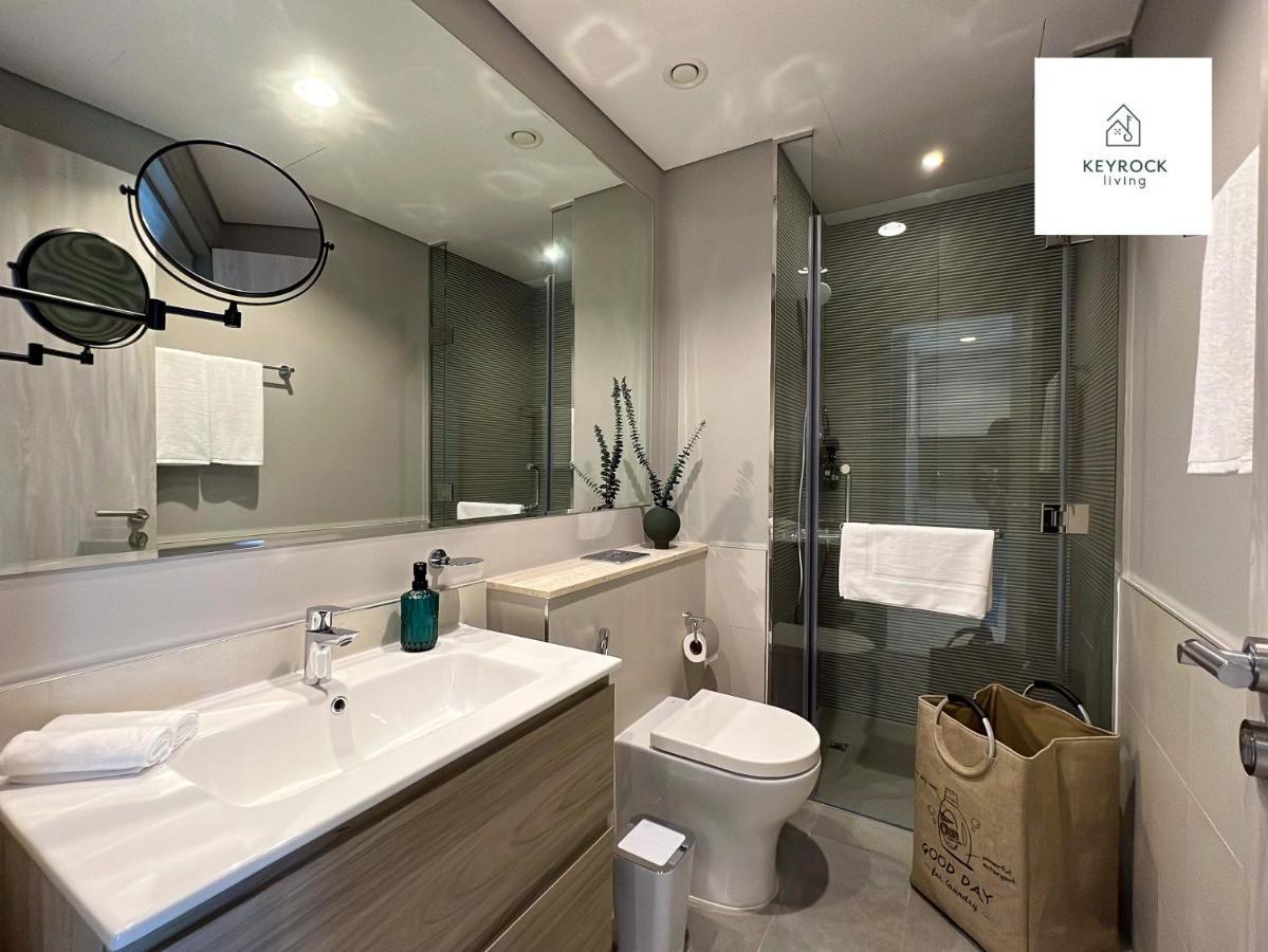 Keyrock Living - 1 Bedroom - Business Bay - Near Metro Station - Zada Tower Lägenhet *