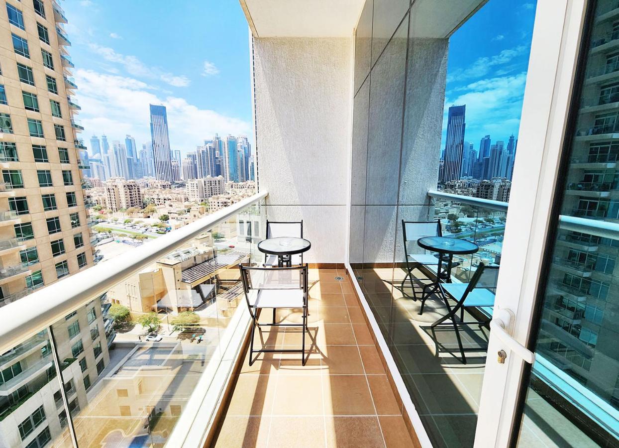 Rh- Contemporary Living, Studio, Near Burj Khalifa