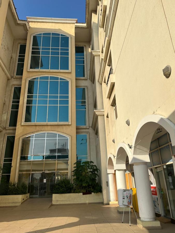 M-01 Center Building Apartment Dubai