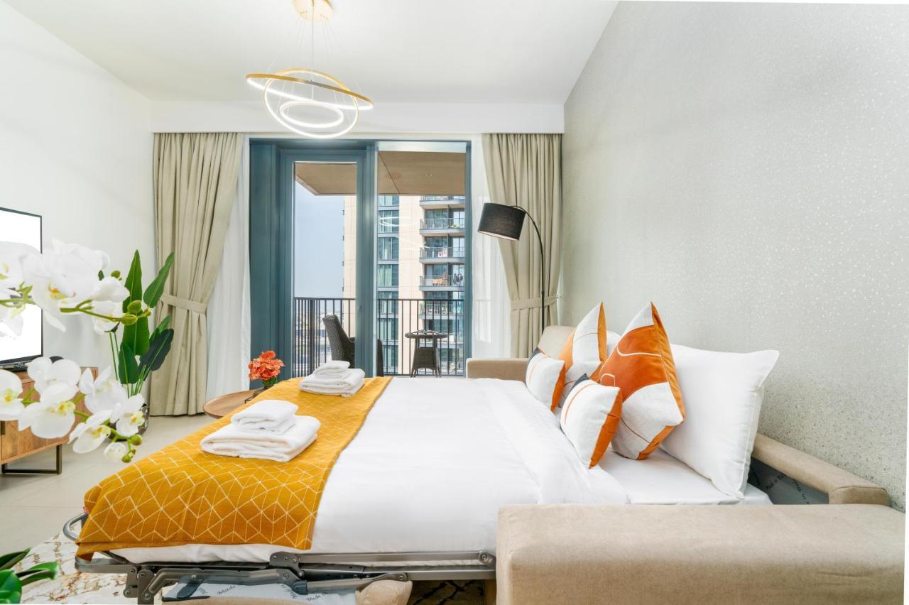 Ultimate / Downtown / 3 Beds / Upscale Luxury / Fantastic Finishing / New Building Appartamento *