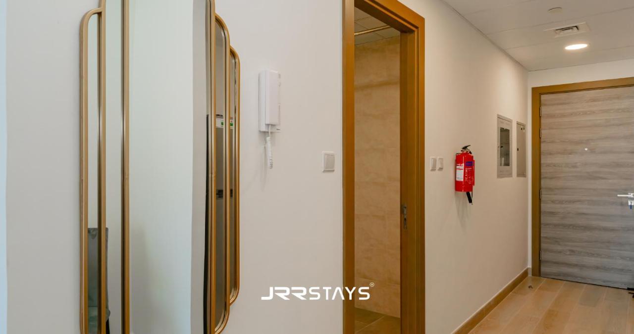 Contemporary Studio In Jvc - Panoramic City Views *