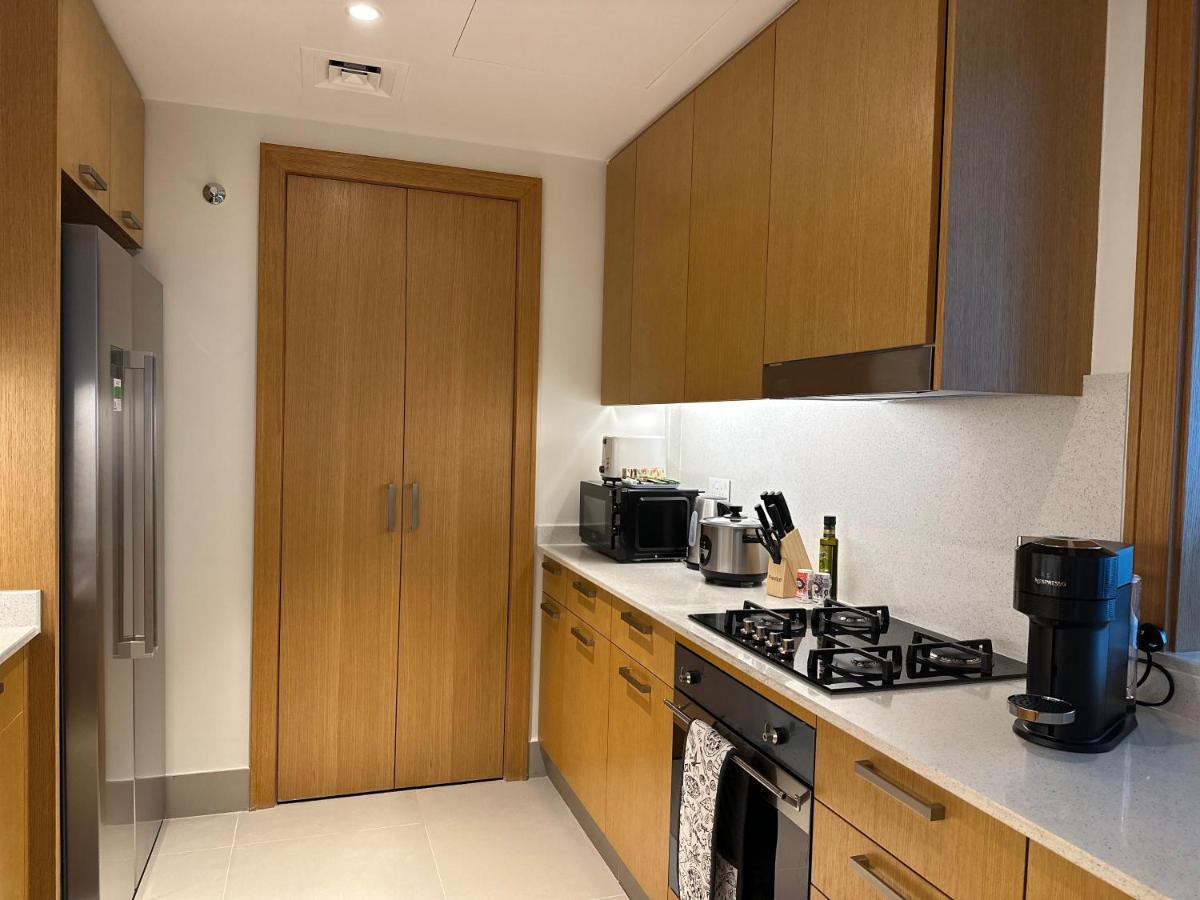 Apartamento Opera Grand By Luxstay Homes Dubái
