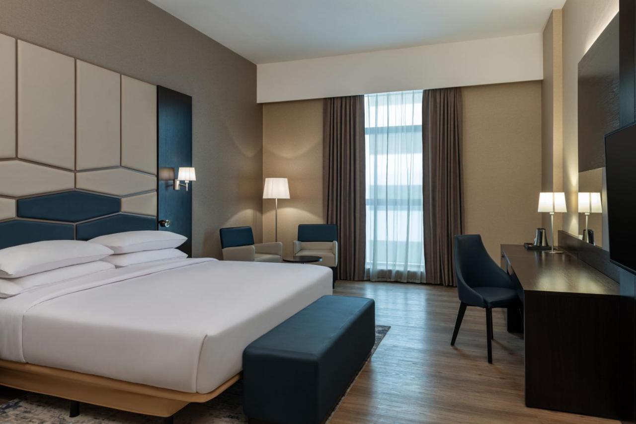 Four Points By Sheraton Production City, 4*