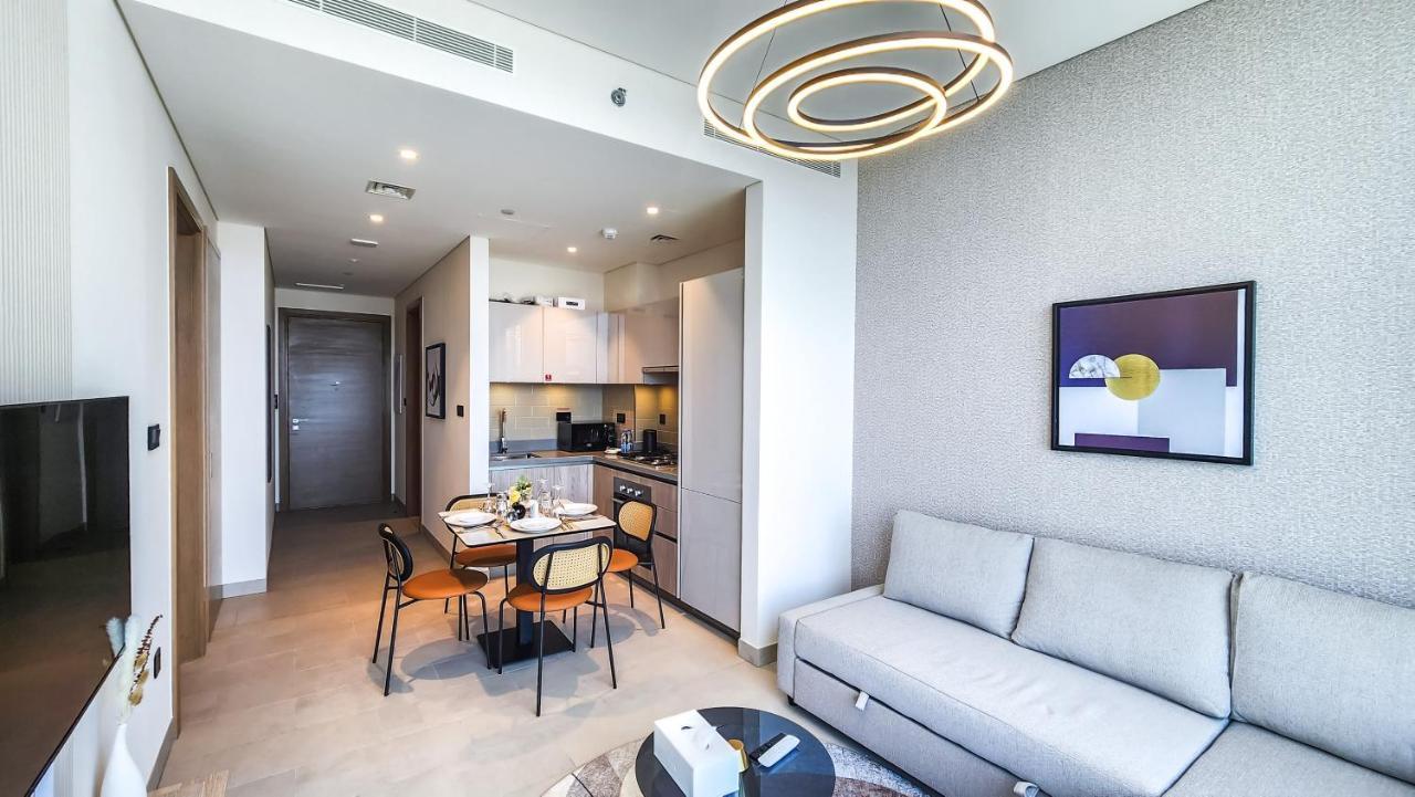 By Latinem Luxury 1br W2515 Near Burj Khalifa Apartemen