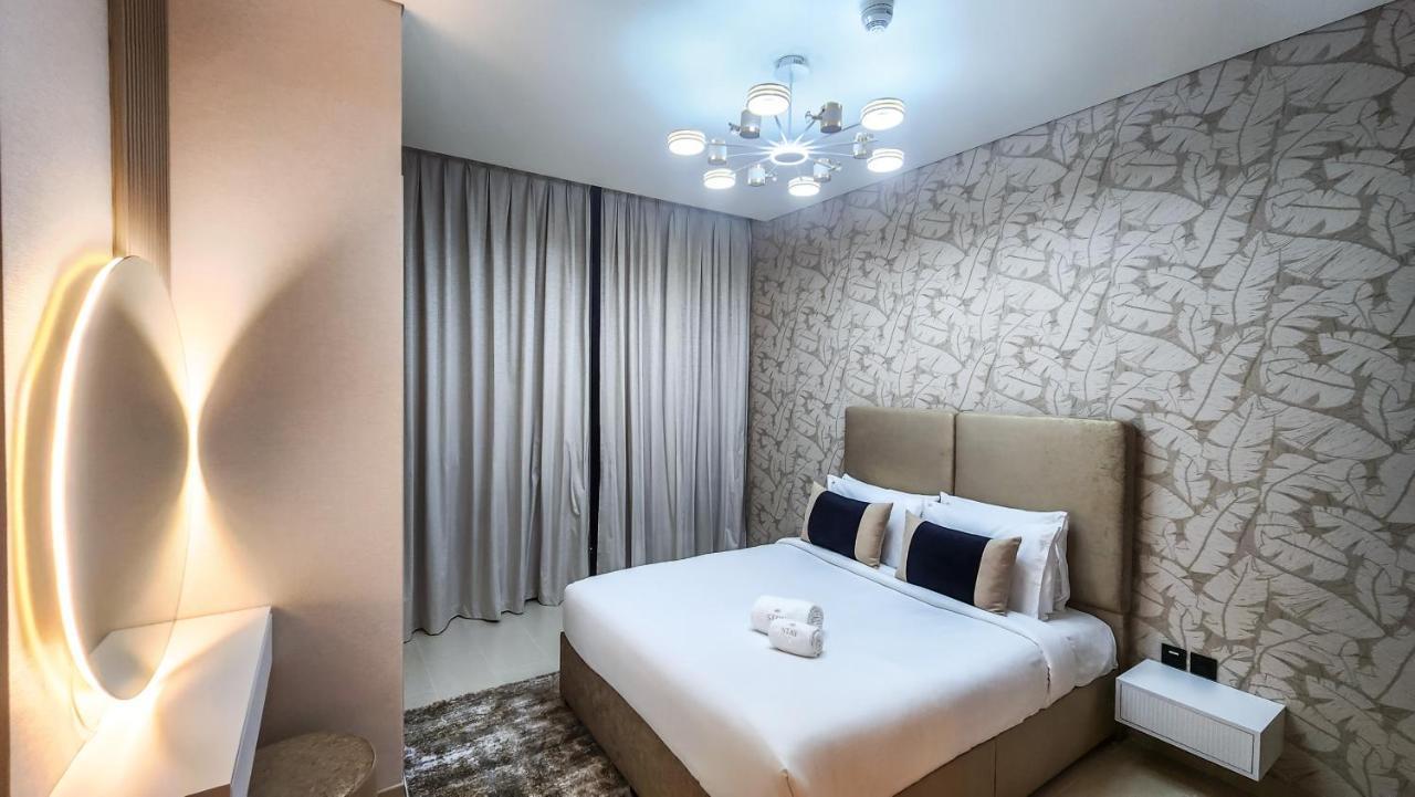 By Latinem Luxury 2br Holiday Cvr B407 Near Burj Khalifa * Dubai