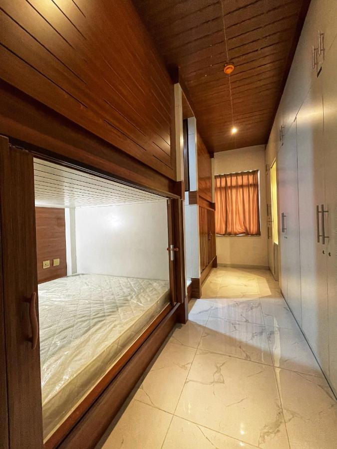 Kapselhotel Yoi Pod - Deira