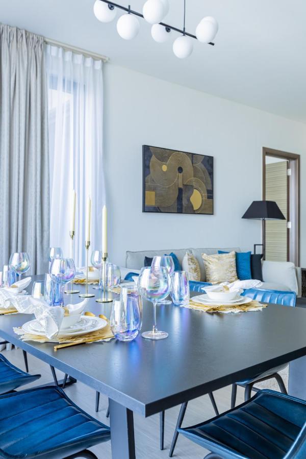 Appartement Nasma Luxury - Luxury Retreat With Balcony And Stunning City View
