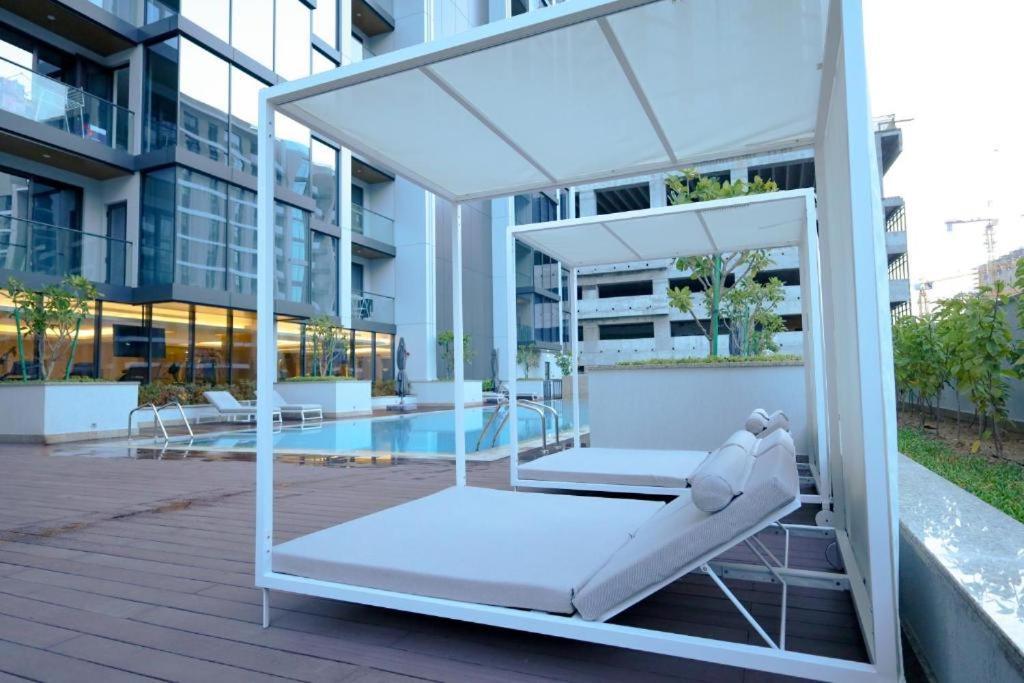 Nasma Luxury - Luxury Retreat With Balcony And Stunning City View Appartement *