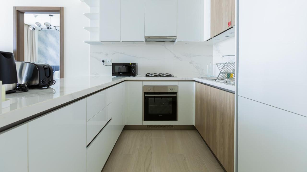 Nasma Luxury - Luxury Retreat With Balcony And Stunning City View