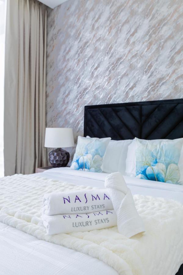 Nasma Luxury - Luxury Retreat With Balcony And Stunning City View Appartement Dubaï