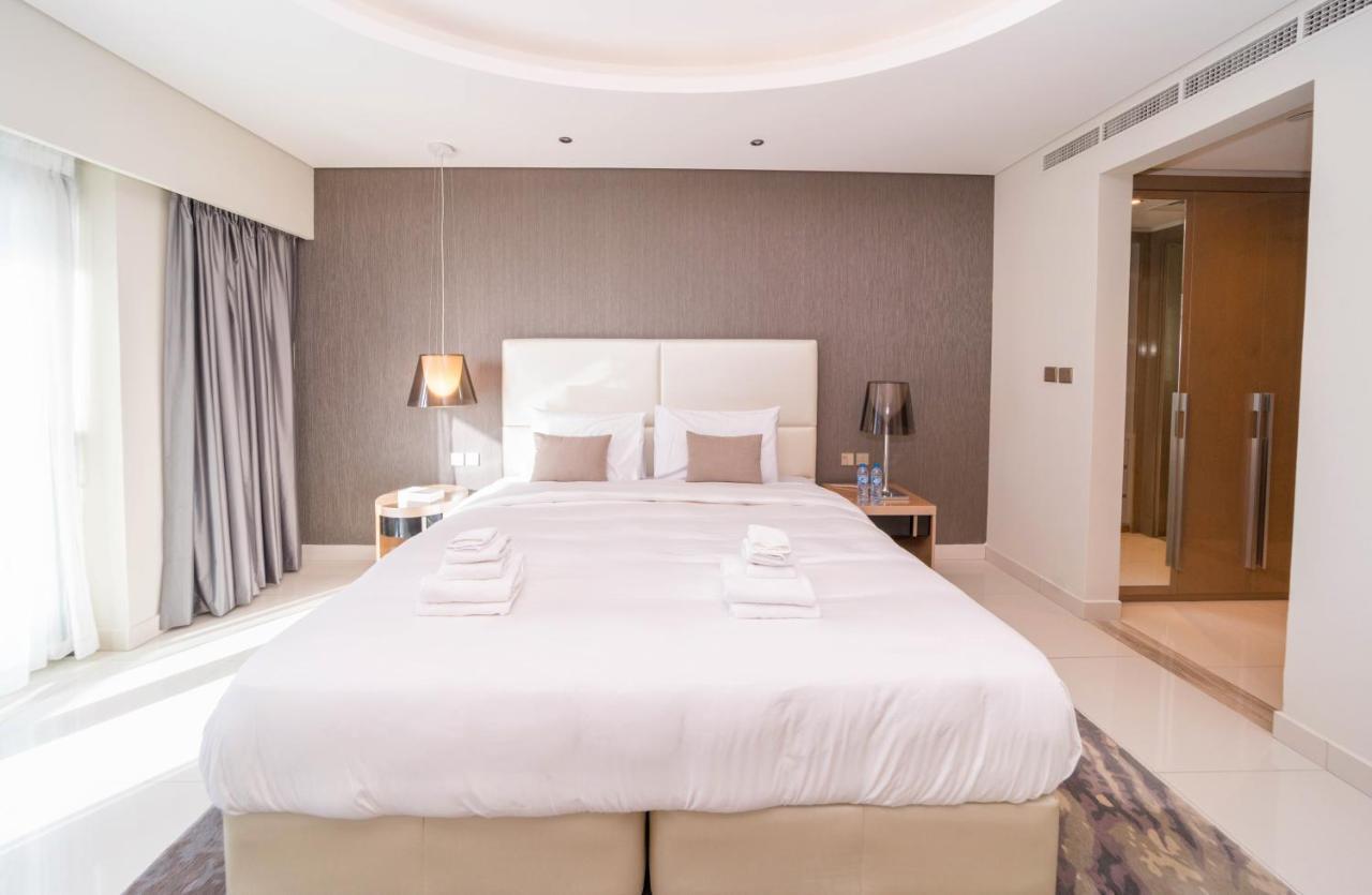 Luxury 2br In Paramount Towers Business Bay Apartamento *