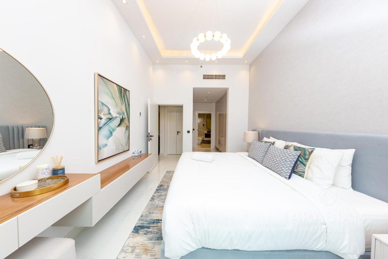 Apartemen Bright And Cosy 2brmaids With Sea View And Riva Club Access