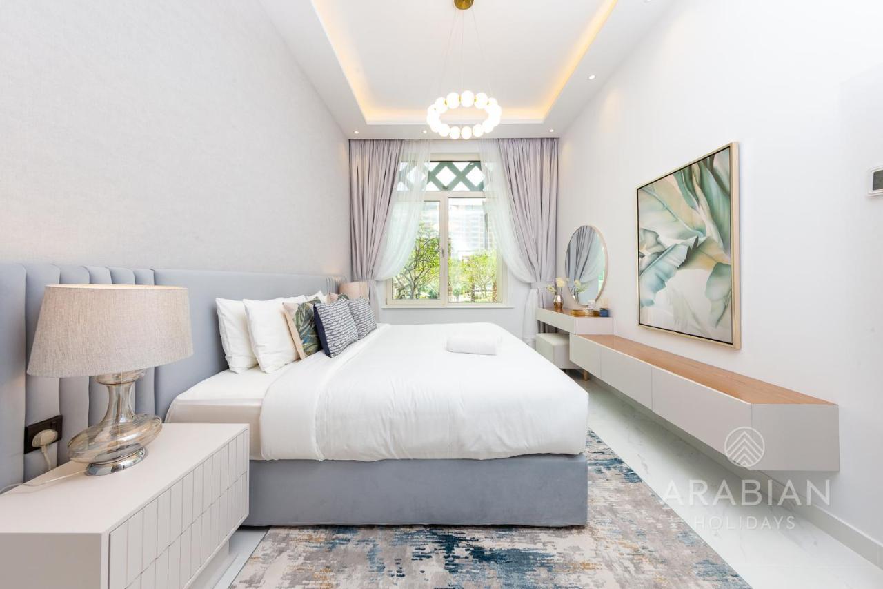 Apartemen Bright And Cosy 2brmaids With Sea View And Riva Club Access