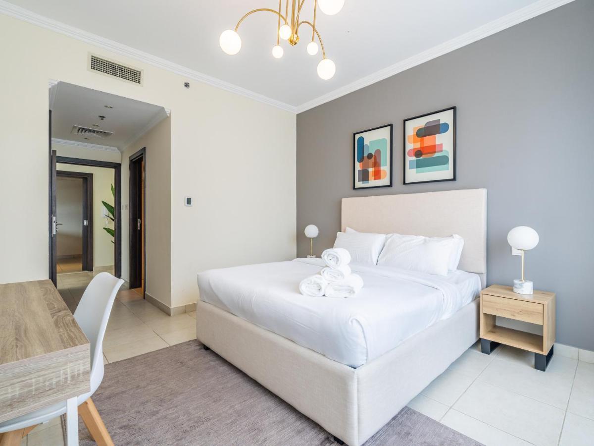 Magnificent 2 Bedroom With Balcony - Marina Dubaï