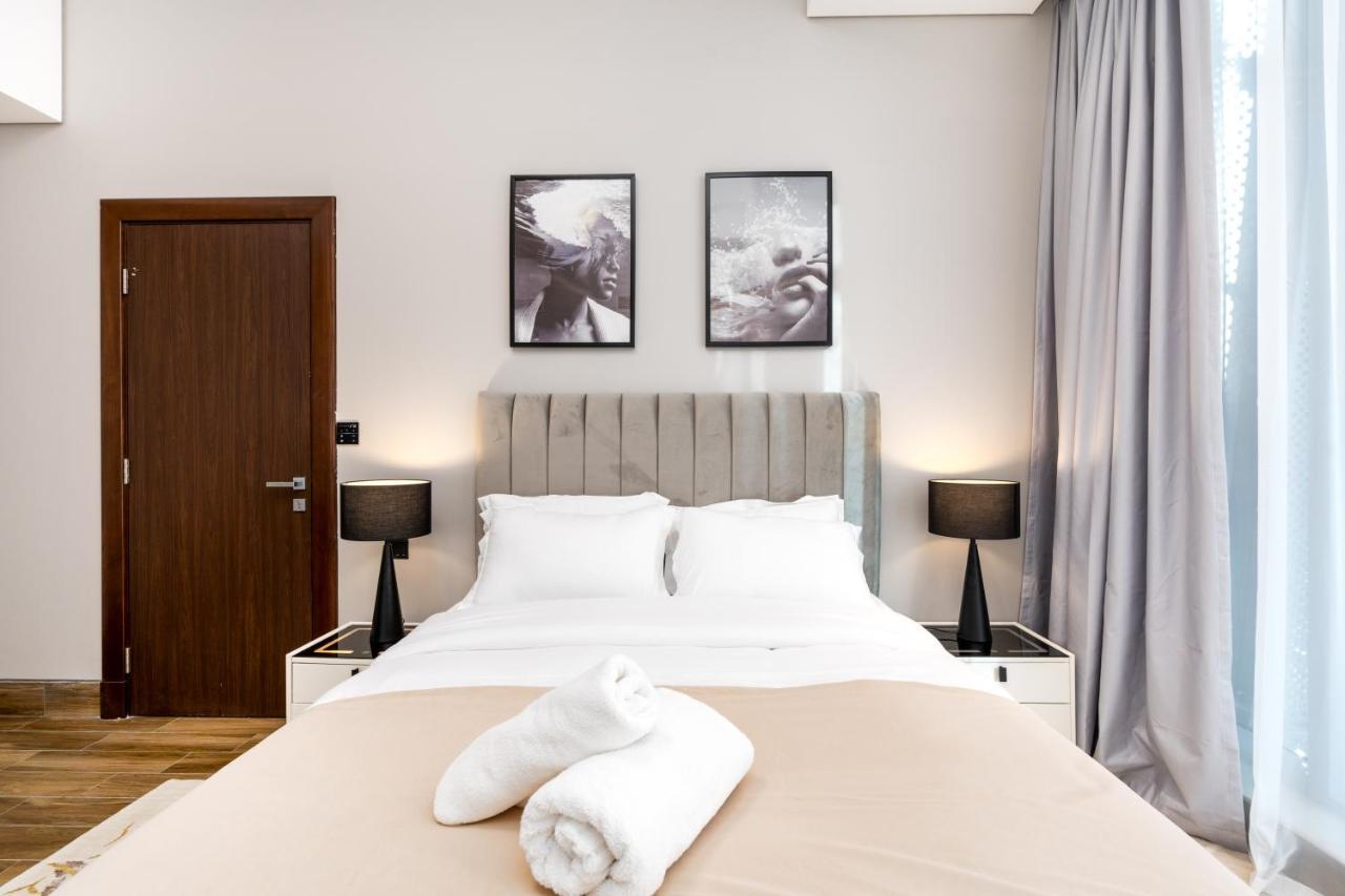 Appartement J One Tower Luxury From Estate